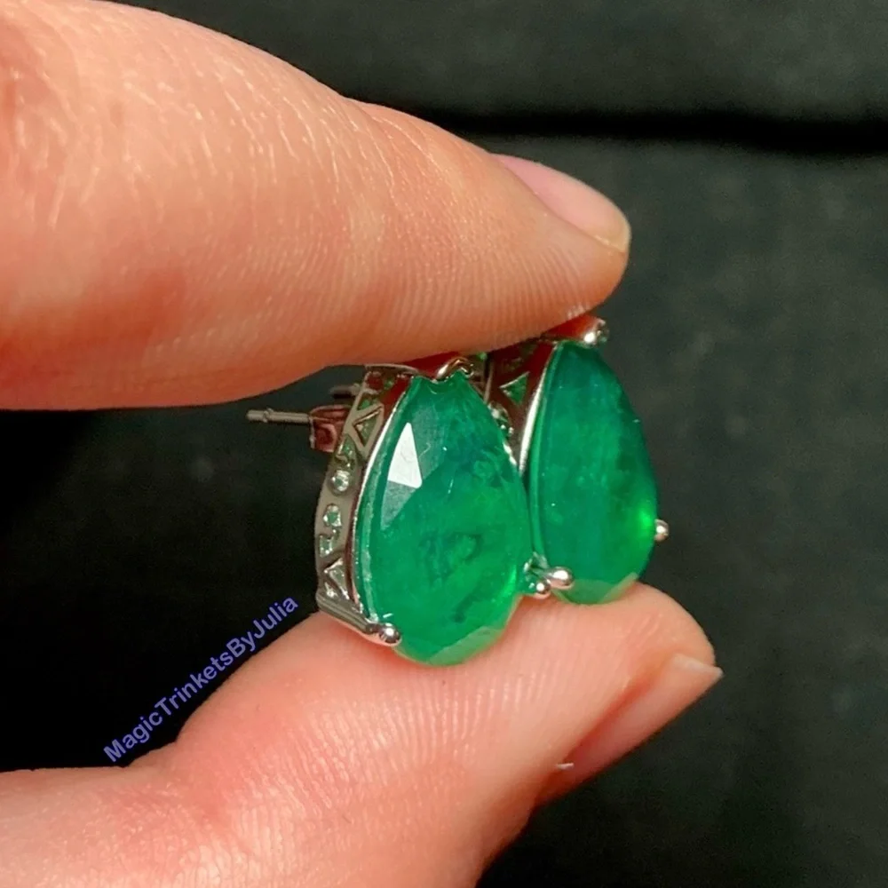 Colombian Emerald Earrings Silver Posts Pearcut Emerald Earrings